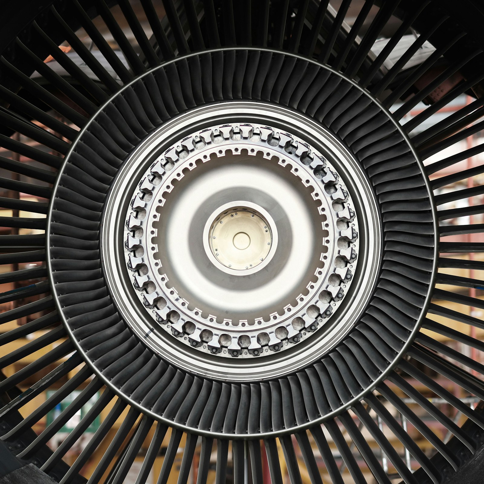 Jet aircraft engine
